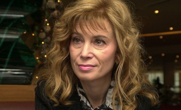 В памет на журналистката Диляна Грозданова тази вечер 22