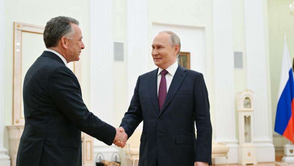 Пратеникът на САЩ Стивън Уиткоф и руският президент Владимир Путин