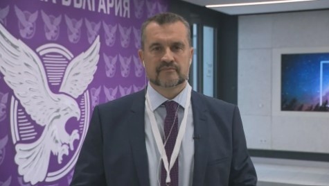 Бившият председател на БСП Корнелия Нинова учредява своя партия която