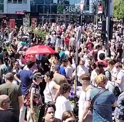 Студенти които участват в блокадата на факултети в Сърбия и