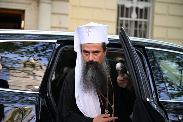 Днес във Варна бе посрещнат българският патриарх и Софийски митрополит