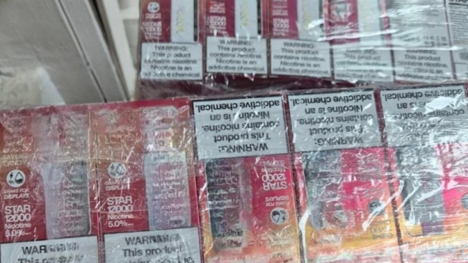 Общо 716 контрабандни еднократни електронни наргилета са открили през последната