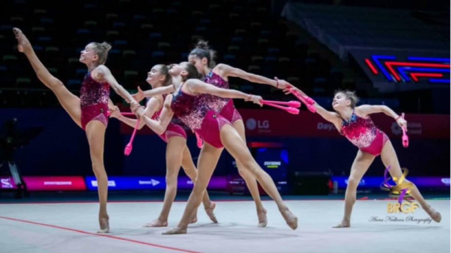 Ансамбълът на България за девойки спечели три от три възможни