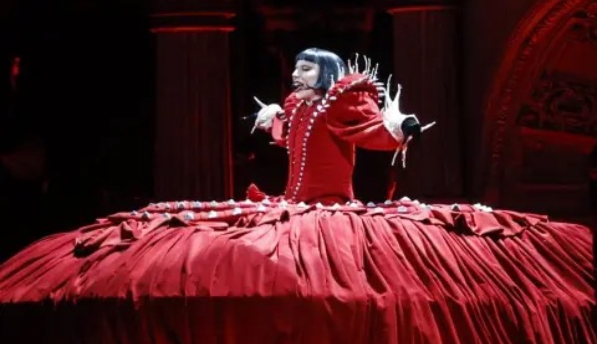 Лейди Гага изнесе безплатен концерт в събота вечер пред 2