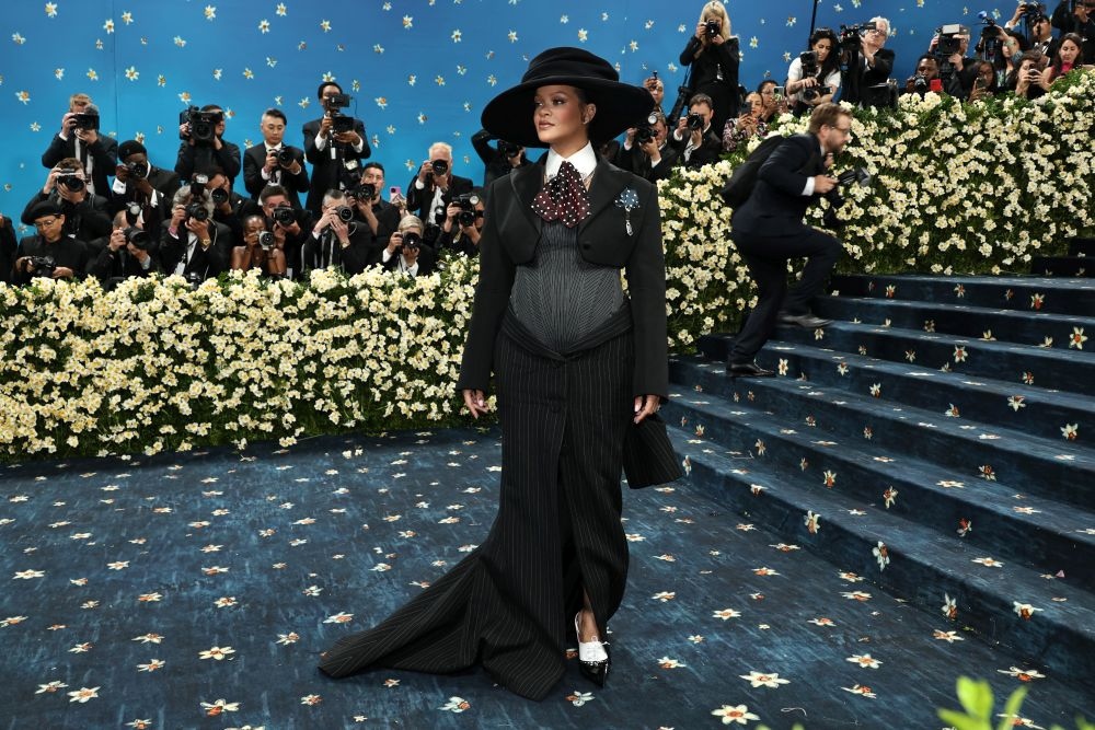 Риана е бременна с третото си дете Певицата и предприемач обяви