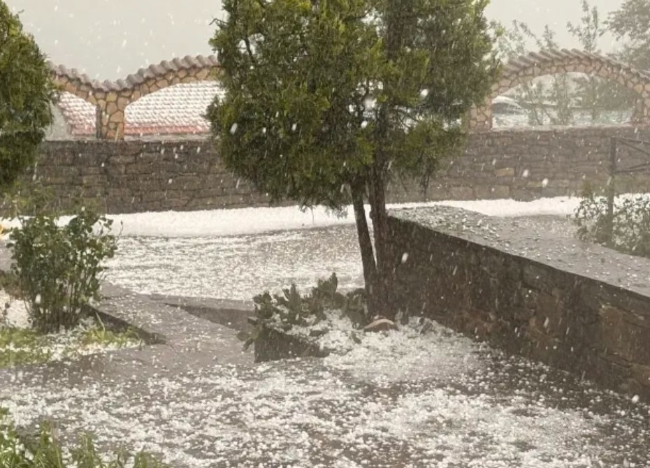 Градушки паднаха в много области в Северна България Бедствено положение