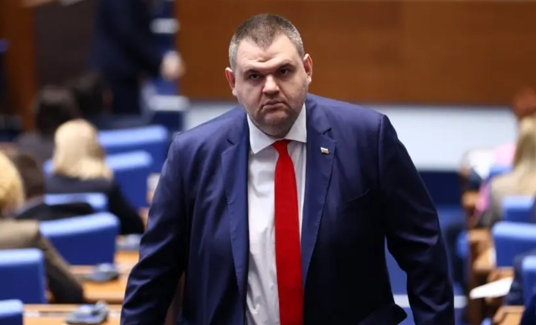 Жалка работа ПП ДБ спасиха деребеите и фашистите Но това е