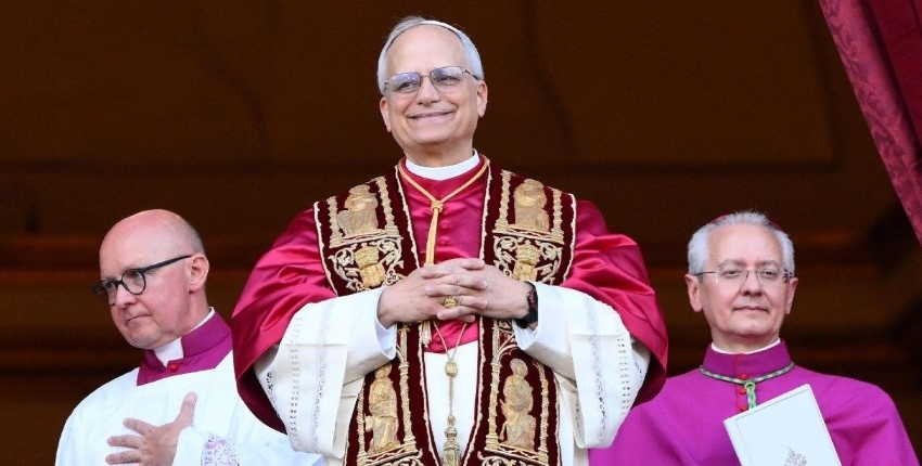 Тържествената литургия по случай встъпването в длъжност на Папа Лъв