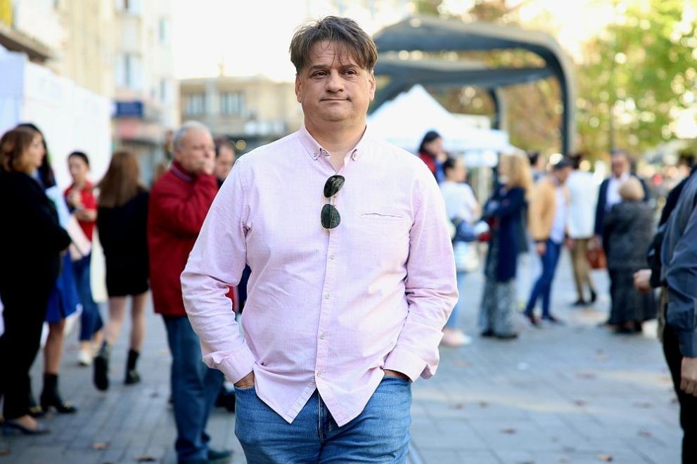 Все още гасим пожари и попълваме празнините Това каза в