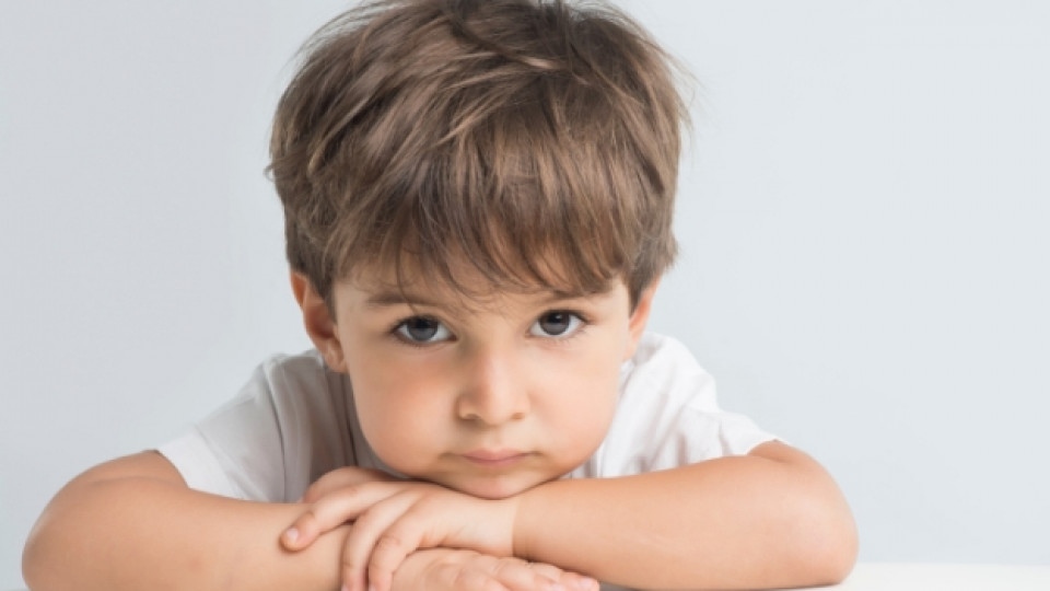 Повече грижи за психическото здраве на учениците въвежда гръцкото министерство