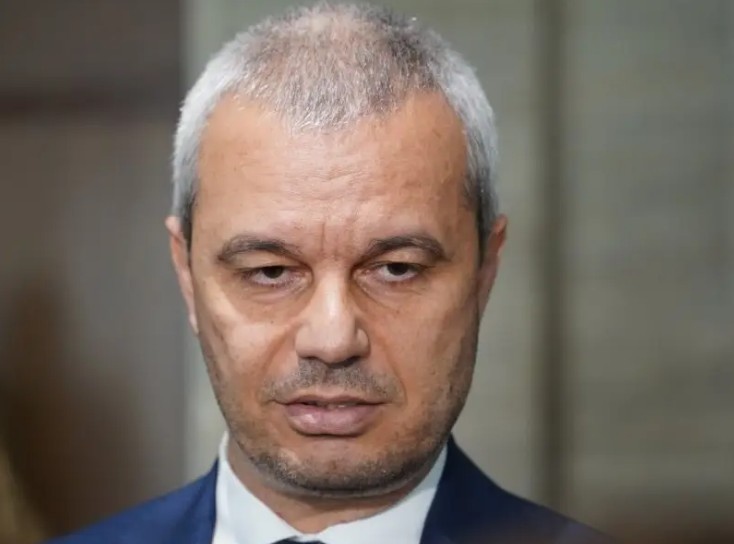 Най голямата опозиционна сила в Народното събрание Възраждане иска оставката на