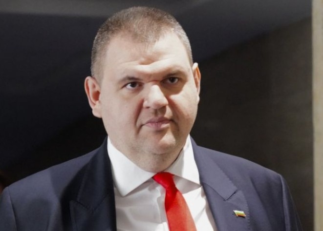Лидерът на ДПС Ново начало Делян Пеевски обяви че най важната политическа