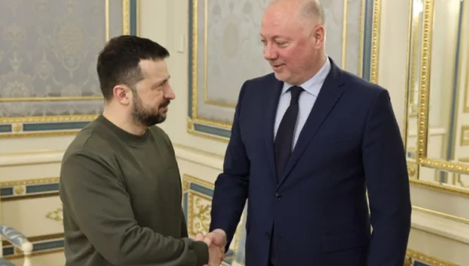 Президентът на Украйна Володимир Зеленски обсъди вчера с българския министър председател