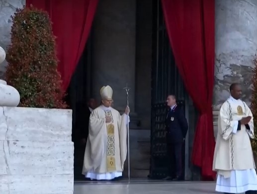 Папа Лъв XIV проведе двучасова лична среща с украинския президент