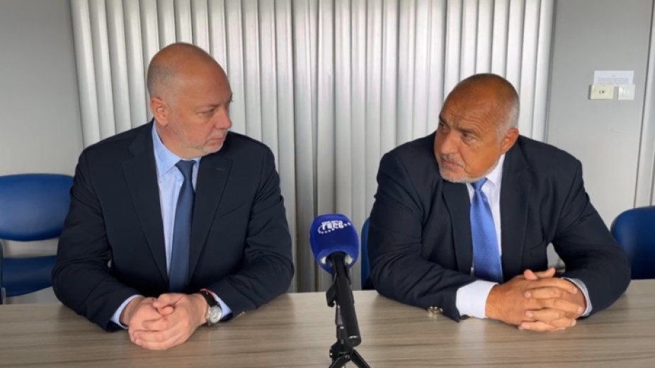 Транспортът от утре трябва да върви ако може и от