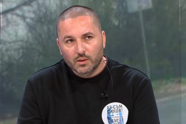 Шофьор едва не блъсна бащата на убитата в катастрофа край