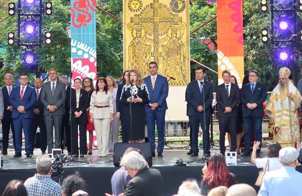 Във вашите гени е славата на българската история която ви