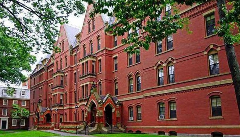 Харвардският университет днес заведе дело срещу администрацията на президента Доналд