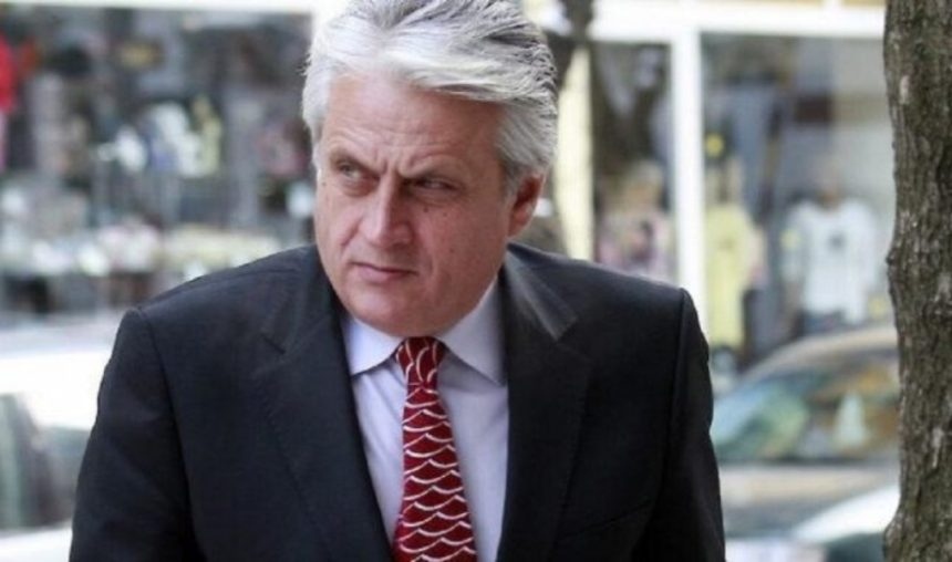 В контекста на една българска поговорка манипулацията е с къси