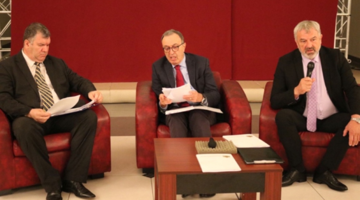 Петър Стоянов президент на страната от 1997 до 2002 г