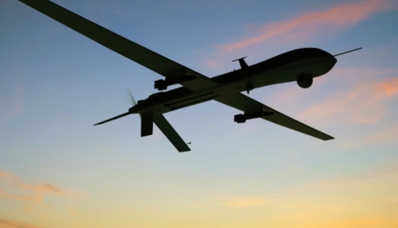 Продължават атаките с дронове срещу руските военни летища в нощта