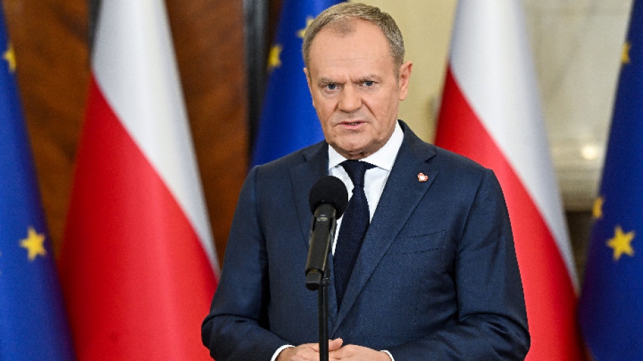 Полският премиер Доналд Туск обяви намерението си да поиска вот