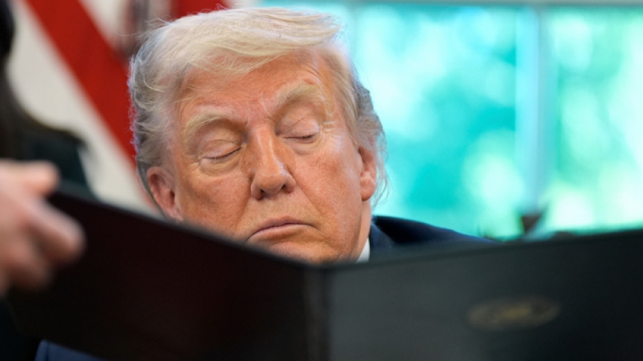 Администрацията на американския президент Доналд Тръмп е поискала от чуждестранните