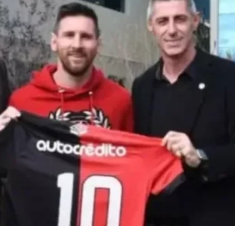 Голямата звезда на световния футбол Лионел Меси ще се