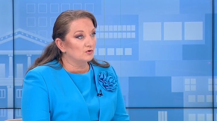 Много е жалко ПП ДБ да твърдят че са накарали ГЕРБ СДС