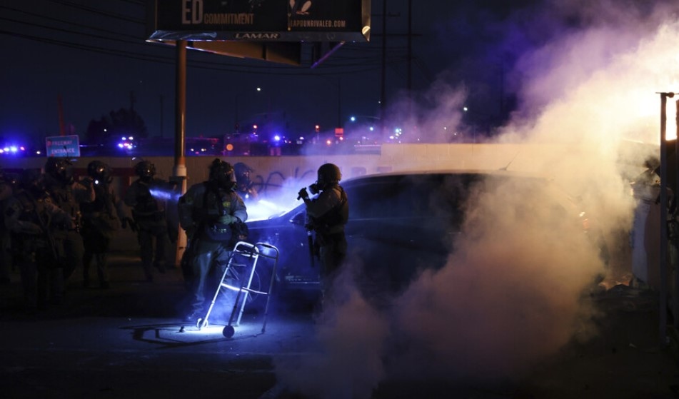 Президентът на САЩ Доналд Тръмп разпореди 2000 членове на Националната гвардия да