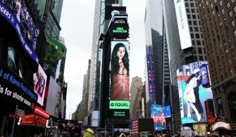 Внучката на Симеон Сакскобургготски Она Мафалда се появи на