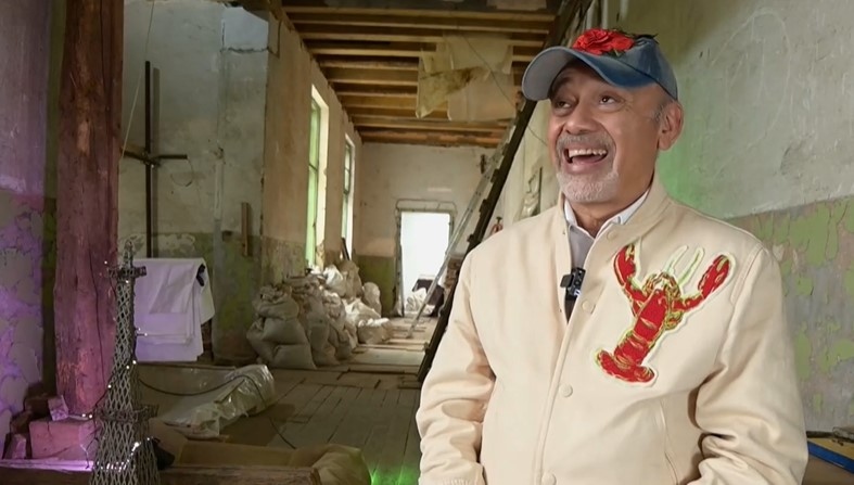 Световноизвестен дизайнер пред когото звездите на шоубизнеса се прекланят милиардер