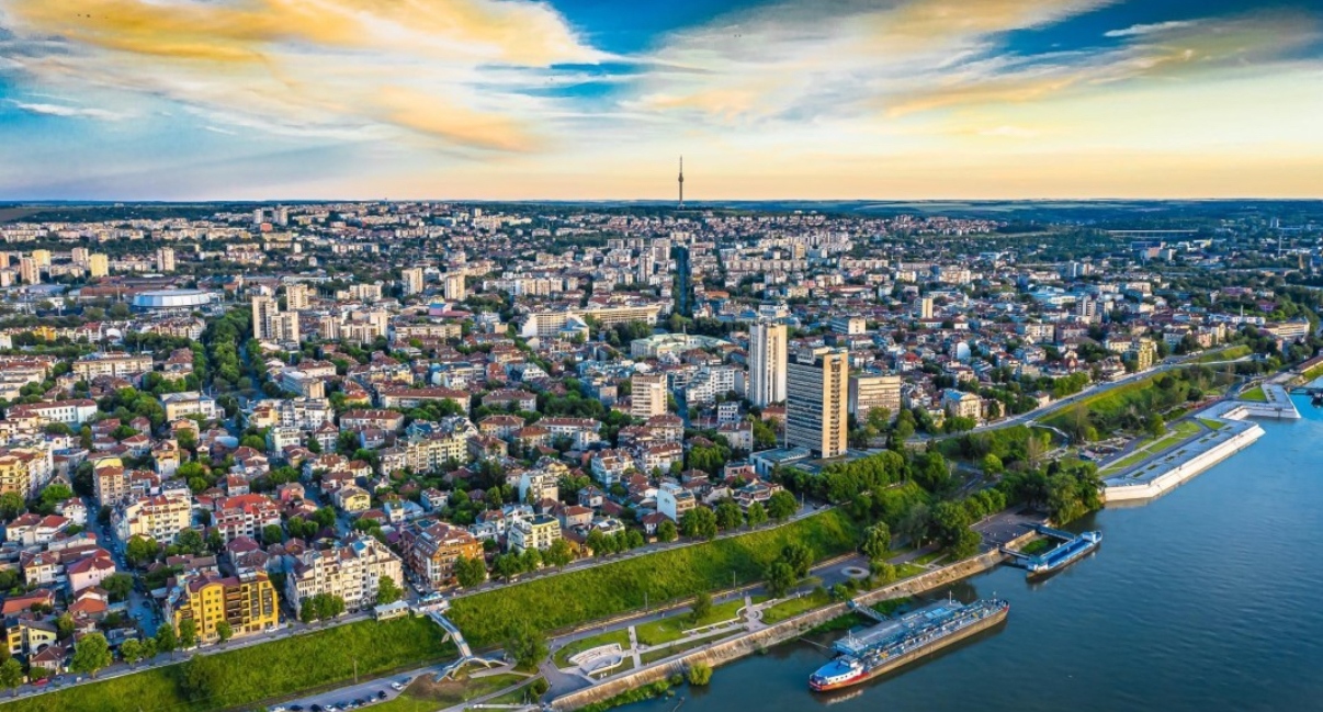 Община Русе и екипът по проект № BG16FFPR002 5 001 0001 Подобряване качеството на