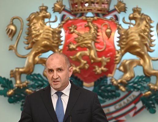 Конституционният съд отхвърли като недопустимо искането на президента Румен Радев да бъде