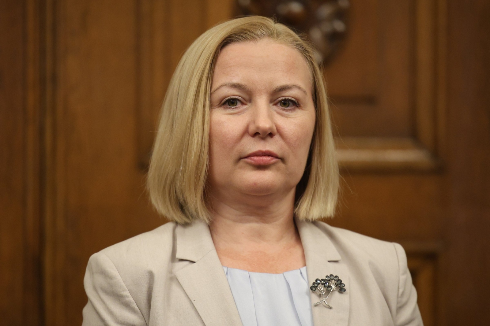 Проблемът с унизителните условия в домове за стари хора е