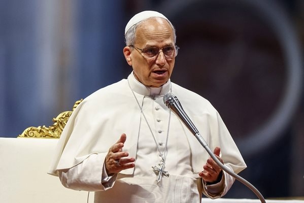 Папа Лъв призова днес властите в Иран и Израел да