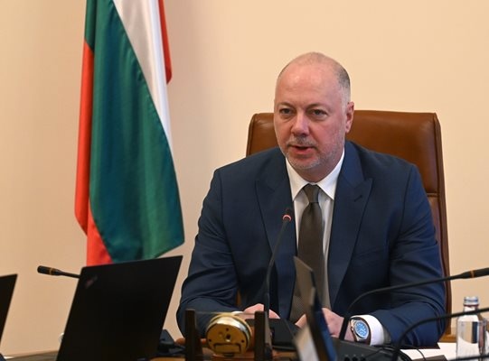 Координационният център на МВнР работи в пълна готовност каза още