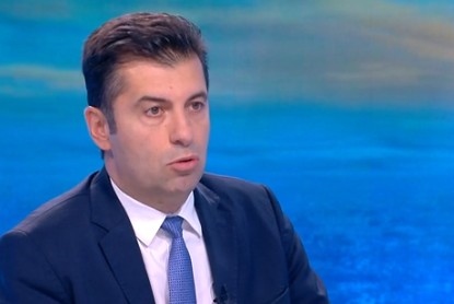 Във вчерашния ден лидерът на ДПС Ново начало   на съпредседателя на Продължаваме