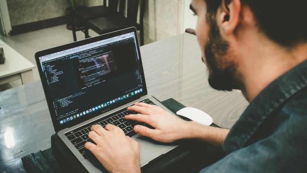 В скорошен разговор в предаването Real Time with Bill Maher