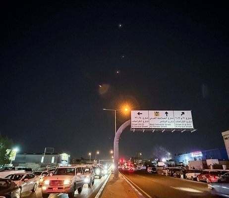 Иран изстреля ракети по американската база в Катар съобщиха Ал