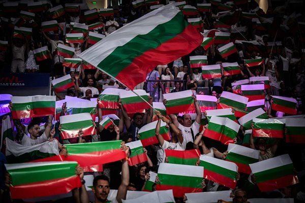 Фенове у нас си припомниха какво е да станеш свидетел