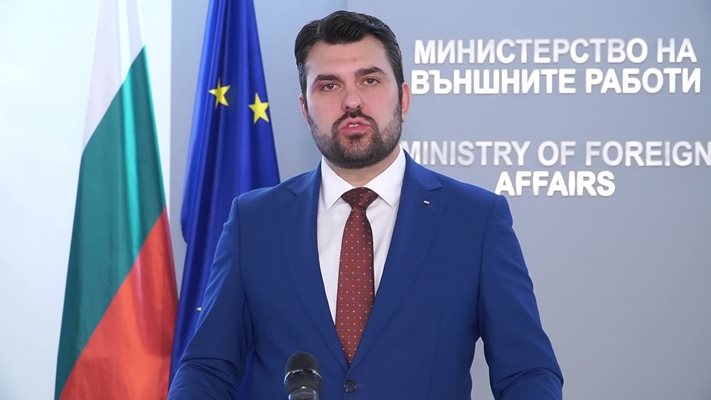 Продължаващите неприемливи политики на нарушения на правата на гражданите с