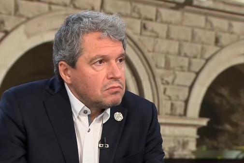 Ужасно много уважавам лекарите няма реплика срещу тях Има конкретен проблем