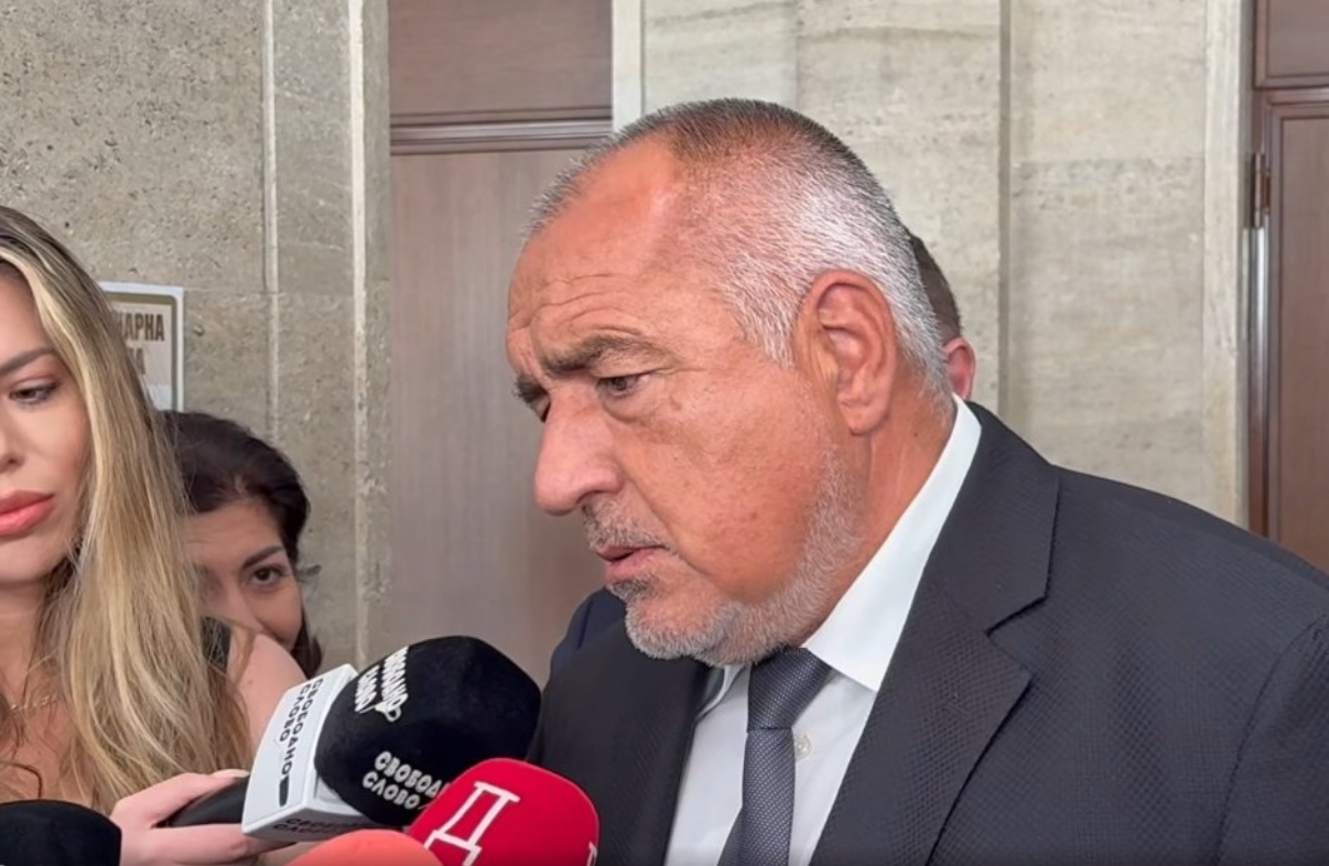 Лидерът на ГЕРБ Бойко Борисов се разкрещя на журналист в