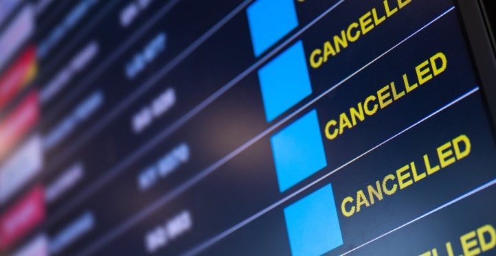 Френските авиационни диспечери започнаха двудневна стачка за да поискат по добри