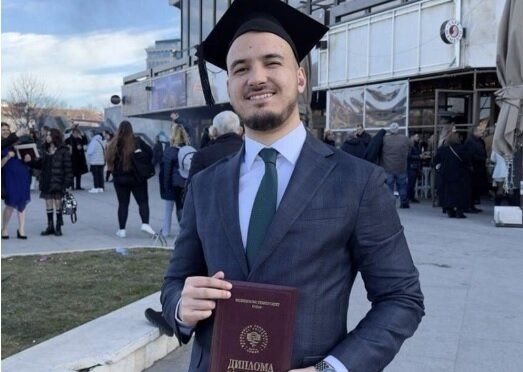 Докато председателят на ПГ на Има такъв народ ИТН Тошко