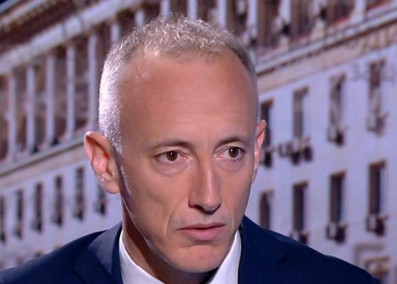 Относно изпита по български език и литература на седмокласниците също