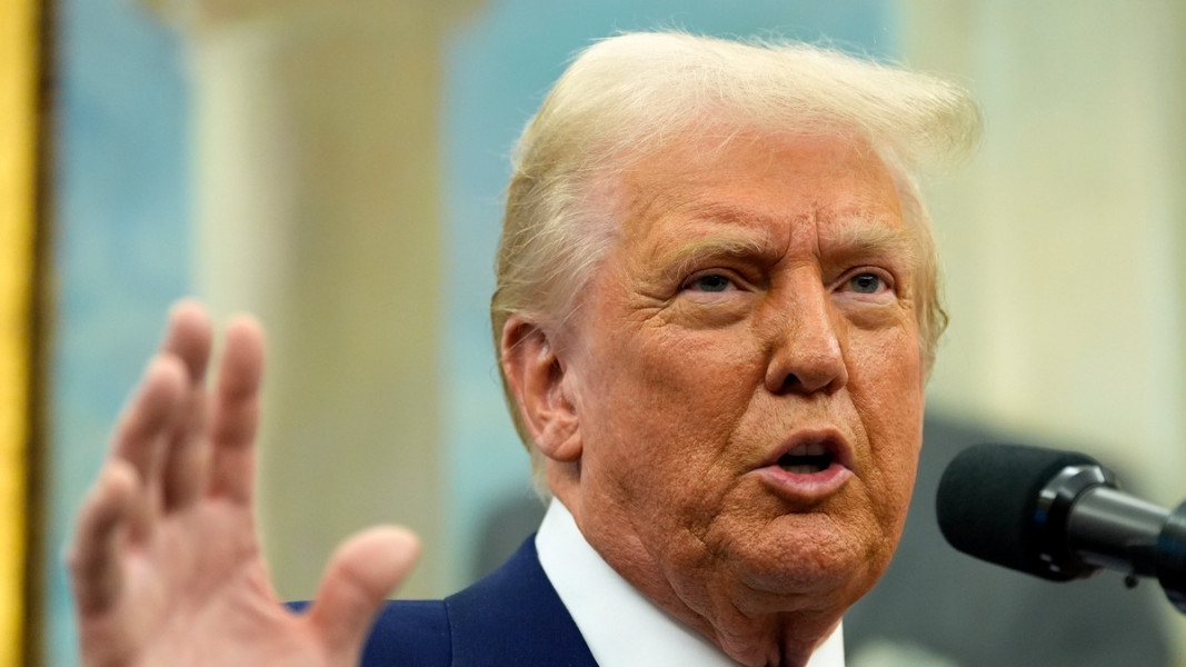 Премиерът Росен Желязков обяви че ЕС се ангажира с възстановяването на Украйна
След