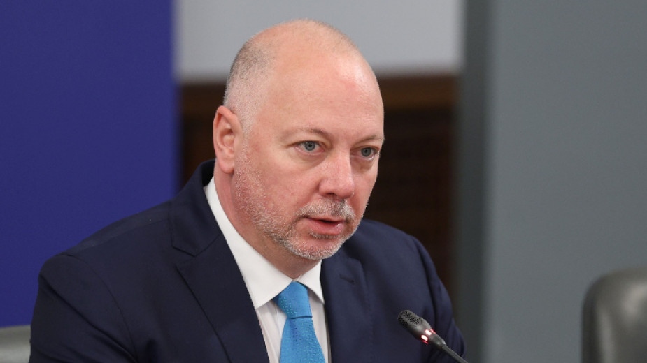 След поредния неуспешен вот на недоверие срещу правителството внесен от