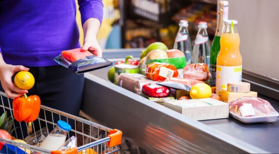 Цените на хранителните продукти не спират да растат а много